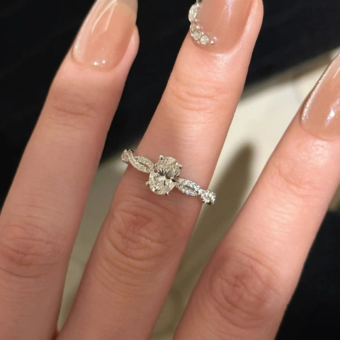 Anello Balletto Rotante in Argento Sterling 925 per Donna Elegante Strass Ovale Intarsiato Fascia Infinity Gioielli