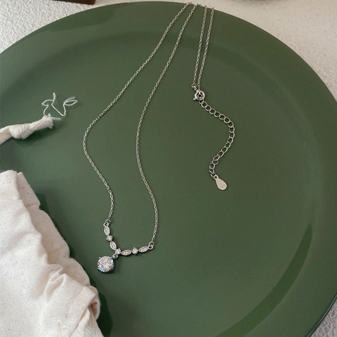 S999 Argent Sterling Fleur Zircon Pendentif Collier Femmes Luxe Léger Mode Chaîne de Clavicule Bijoux Cadeau