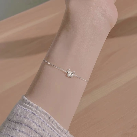 S999 Feinsilber Schmetterling Armband Für Damen Minimalistisch Hohl Schmetterling Anhänger Verstellbare Handkette Luxus Schmuck