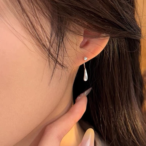 Minimalistische S999 Sterling Zilveren Waterdruppel Oorknopjes Voor Vrouwen Elegante Gepolijste Druppeloorbellen Dagelijkse Sieraden