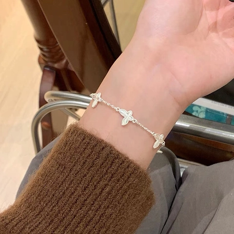 Bracciale a Farfalla in Argento Sterling 925 per Donna Squisita Catena a Maglie Regolabile con Texture Laser Gioielli alla Moda Regalo