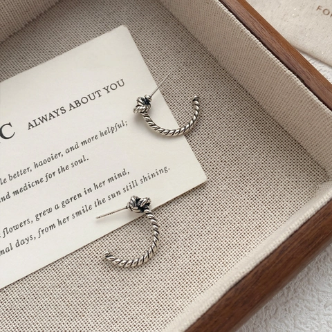 Pendientes de Botón con Nudo de Cuerda Trenzada de Plata de Ley 925 para Mujer Joyería de Moda de Forma C Oxidada Vintage
