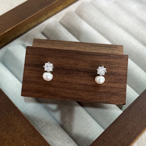 Élégantes Boucles d'Oreilles en Argent Sterling S925 Perles d'Eau Douce Clous Carrés en Zircone pour Femmes Bijoux de Luxe