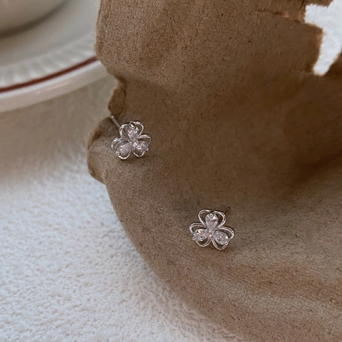 Pendientes de Botón de Plata Fina 999 Trébol para Mujer Exquisitos Pendientes de Flor de Zirconita Diseño de Hoja Brillante Joyería para Boda