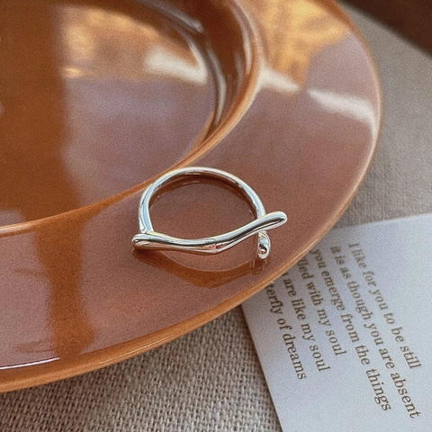 Anello in Argento Sterling S925 Minimalista Irregolare Geometrico Design a Onde Stile Metallo Liquido Aperto Regolabile Gioielli per Donna Uomo