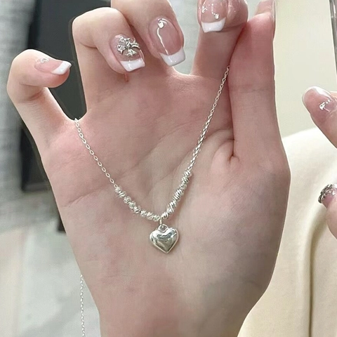 Halskette Aus 925 Sterlingsilber Mit Herzanhänger Und Texturierten Rundperlen Elegante Minimalistische Schlüsselbeinkette Schmuck Für Damen