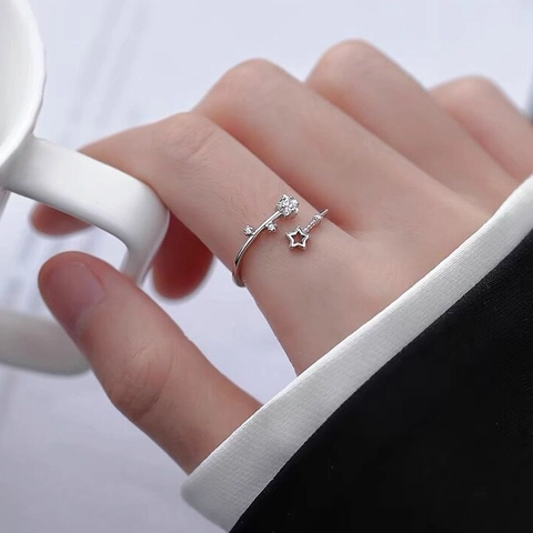 Anello Aperto in Argento Sterling 925 con Stella Traforata e Zirconia Regolabile Minimalista Pentagramma Gioielli per Donna Ufficio