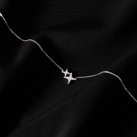 Collar con Colgante de Estrella de Cuatro Puntas de Plata de Ley S925 Zirconia Cúbica Joyería de Cadena de Clavícula