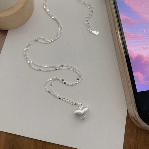 Collana con Pendente a Cuore in Argento Sterling 925 Finitura Opaca Spazzolata Catena a Clavicola Minimalista Gioielli di Lusso per Donna