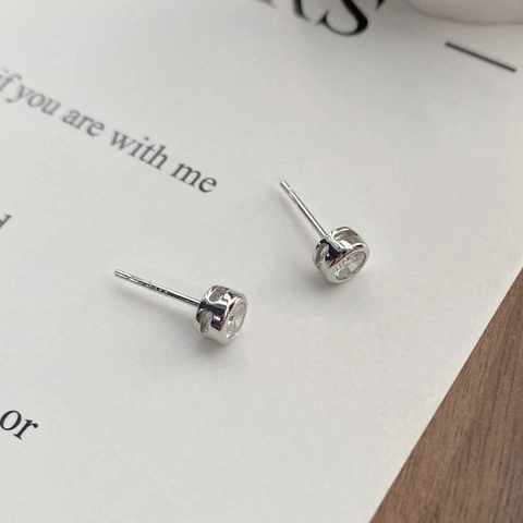 Orecchini a Bottone Tondi in Argento Sterling 925 Minimalisti Con Zirconia Luccicanti Piccoli Borchie per Uomo Donna Gioielli