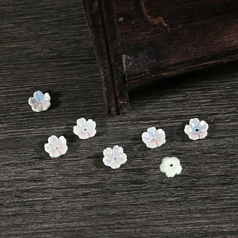 Cuentas de Flores de Acrílico Iridiscente 8mm Forma de Flor de Ciruelo Nacarada Cuentas Sueltas para DIY Creación de Joyas Accesorios para el Cabello