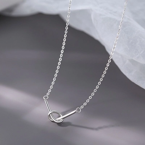 Collana con Pendente a Nodo Minimalista in Argento Sterling S925 per Donna Gioielli di Moda Elegante Catena a Nodo Oro Argento