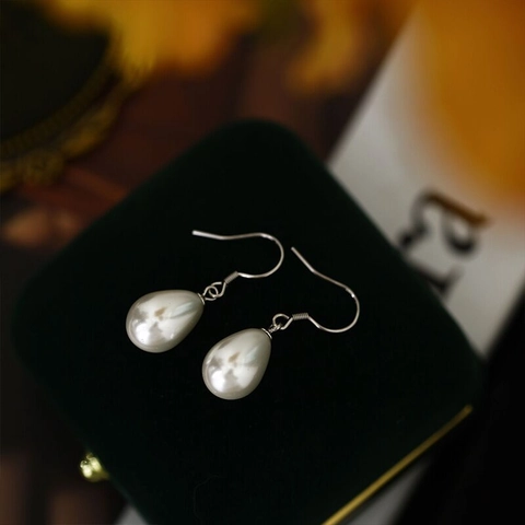 Vintage 925 Sterling Silver Earring Post Water Drop Artificial Pearl Drop Earrings For Women Elegant White Jewelry Gift Accessory