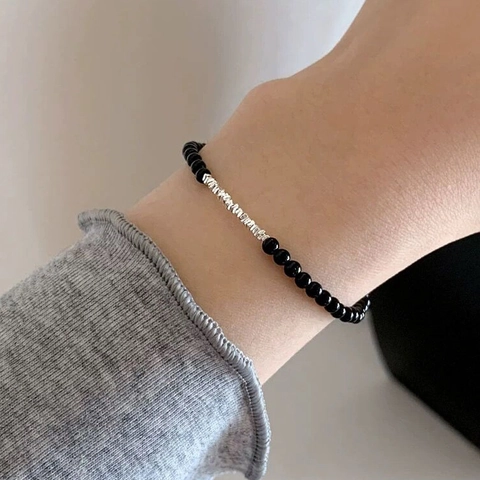 Bracciale di Perle in Argento Sterling S925 e Agata Nera per Donna Texture in Metallo Martellato Minimalista Gioielli da Mano