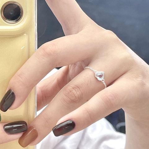 Anillo de Plata de Ley 925 Corazón Piedra de Luna Cadena Ajustable Minimalista Diseño de Nicho Joyería para Mujer