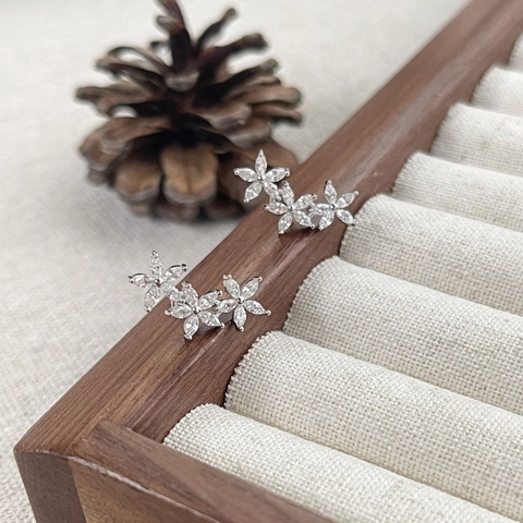 S925 Sterling Silver Flower Stud Earrings For Women Dainty Triple Floral Rhinestone Inlaid Sparkle Hypoallergenic Jewelry Gift