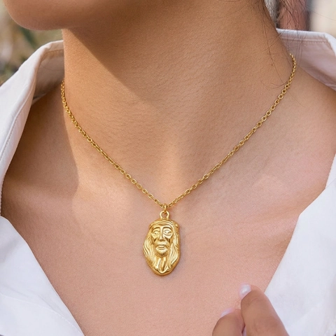 Collar Con Colgante De Relieve Retrato De Jesús Chapado En Oro De 18K Acero Inoxidable 304 Impermeable Hipoalergénico