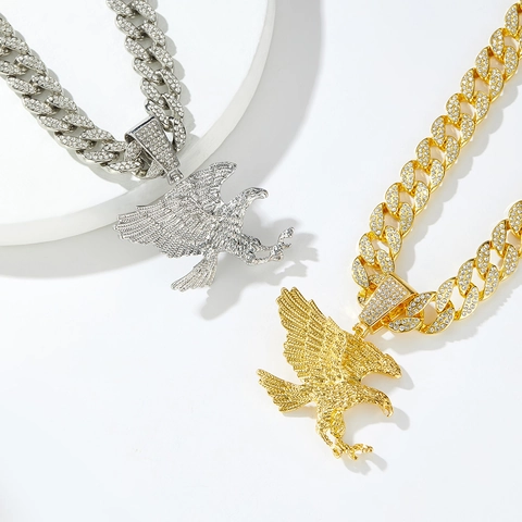 Collier Pendentif Aile d'Aigle Hip Hop pour Homme en Alliage Strass Bijoux Animaux Tendance Rétro Style Punk
