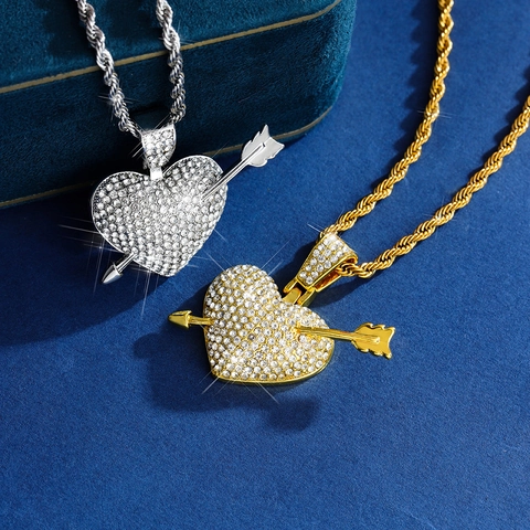 Collana Hip Hop con Pendente Cuore e Freccia Interamente con Strass Lega di Zinco Catena a Corda Oro Argento Gioielli Unisex