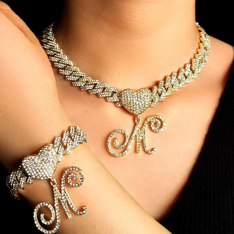 Collar de Eslabón Cubano con Colgante de Letra de Corazón con Diamantes de Imitación Iced Out Joyería Hip Hop para Hombres Mujeres Oro Plata Streetwear Personalizado