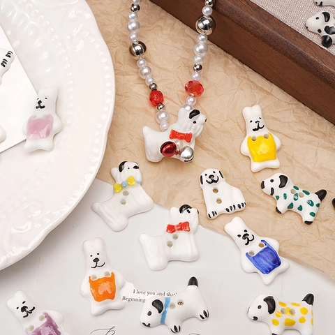 Cartoon Tier Keramik Knöpfe Für DIY Schmuckherstellung Handbemalte Hunde Hasen Charms Perlen Zum Nähen Basteln Dekoration