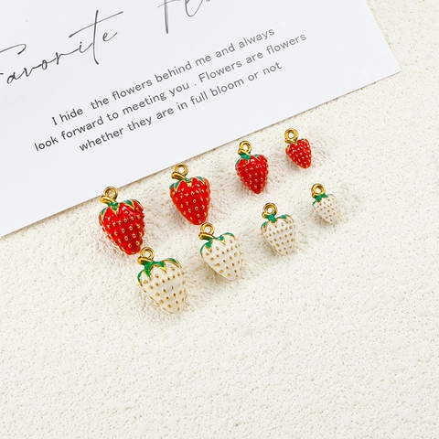 Stainless Steel Strawberry Pendant 3D Fruit Charm DIY Jewelry Making Accessories Red White Oil Drip Pendant For Keychain Bag Hanging Decoration