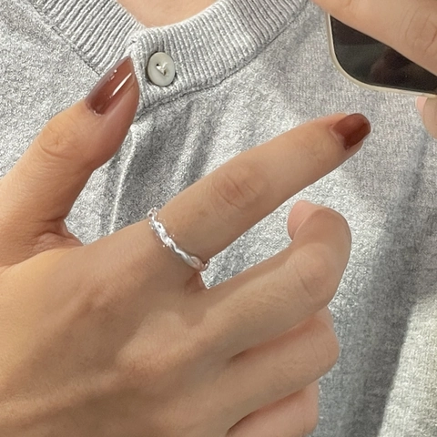 925 Sterling Silver Ring Irregular Pleated Wave Liquid Metal Texture Minimalist Ins Style Adjustable Open Ring For Women Jewelry