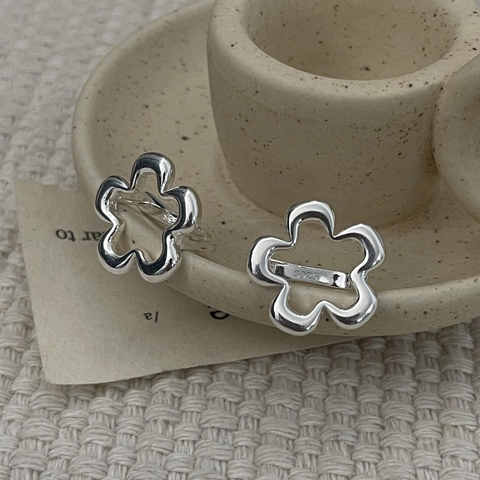 Orecchini a Cerchio in Argento Sterling 925 Vintage con Fiori Cavi Minimalista Stile Coreano Gioielli Donna