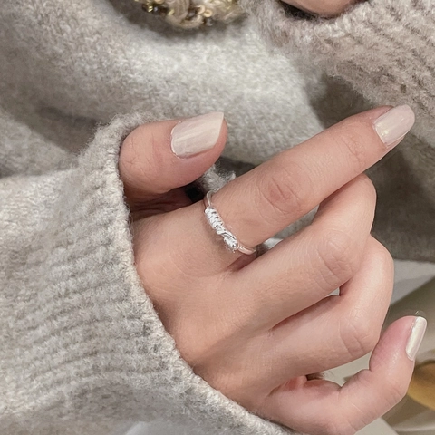 Anillo Abierto de Plata de Ley S925 Con Nudo Torcido para Mujer Estilo Coreano Minimalista Ajustable Joyería de Moda Regalo