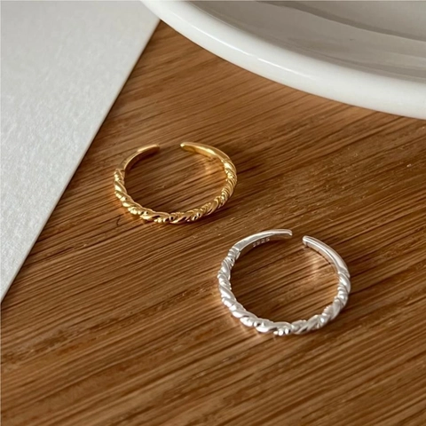 Minimalistischer Ring Aus 925 Sterlingsilber Für Damen Verstellbar Mit Gedrehtem Seildesign Und 18K Vergoldung Elegantes Schmuck
