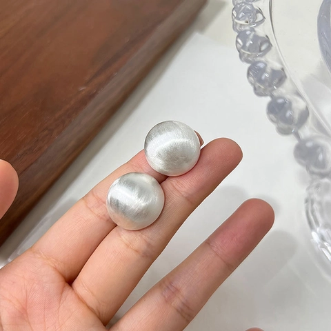 925 Sterlingsilber Gebürstete Kugel Ohrstecker Minimalistische Satin Silber Runde Schmuck Für Damen Light Luxury Ohrringe