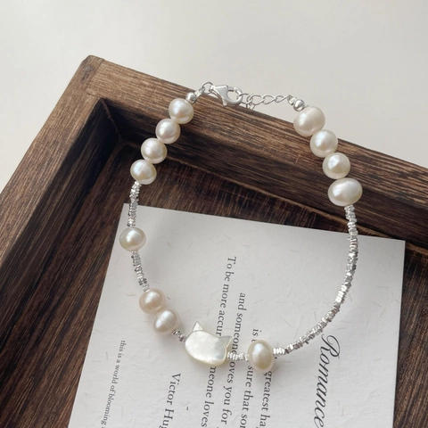 S925 Sterling Silver Freshwater Pearl Bracelet For Women With Mother Of Pearl Cat Pendant Sweet Minimalist Beaded Jewelry