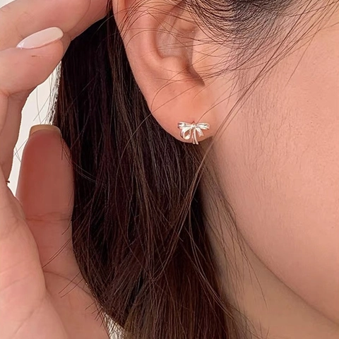 Boucles d'oreilles Nœud Doux Avec Tige en Argent Sterling 925 Style Ruban Délicat Bijoux en Argent Simple Pour Femmes