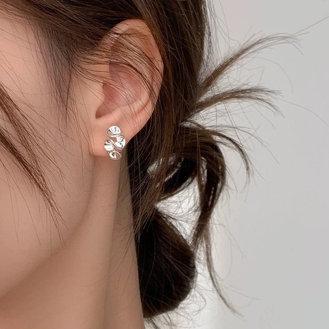 Pendientes de Botón Geométricos Con Volantes de Plata de Ley S925 para Mujer Joyería de Diseño de Nicho de Metal Plisado