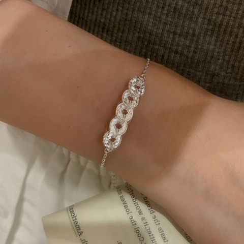 S925 Sterlingsilber Armband Für Damen Koreanischer Minimalist Ineinandergreifende Ringe Facettierte Textur Verstellbar Schmuck