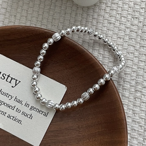 Bracciale di Perline in Argento Sterling 925 Minimalista per Donna Cordino Elastico con Perline Tonde Rigate Gioielli