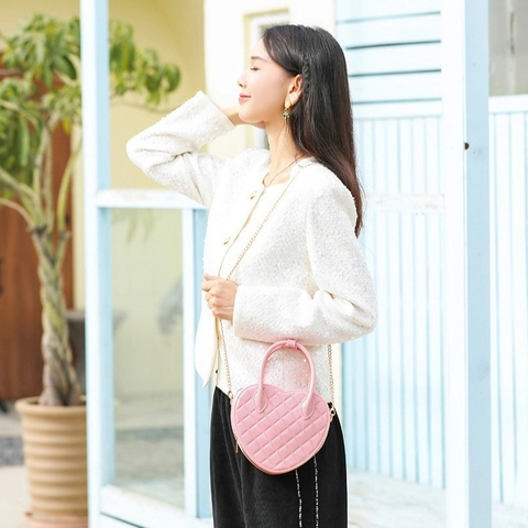 Sac Bandoulière Matelassé en Forme de Coeur pour Femme Sac à Main Jelly en PVC Avec Chaîne Dorée Soirée Élégante