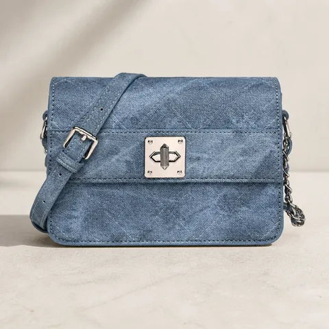 Women Quilted Denim Shoulder Bag Western Vintage Crossbody Purse Metal Chain Strap Square Flap Bag With Silver Lock