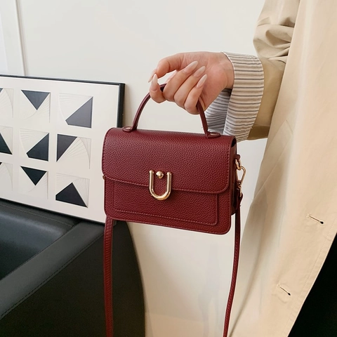 PU Leather Litchi Pattern Small Square Bag With Gold U-Shaped Buckle Minimalist Women Crossbody Handbag For Daily Commute
