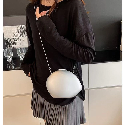 Borsa a Tracolla Minimalista in Acrilico Ovale Rigida per Donna Elegante Pochette da Sera Oro Argento Con Catena in Metallo a Forma di Ciottolo Borsa da Festa