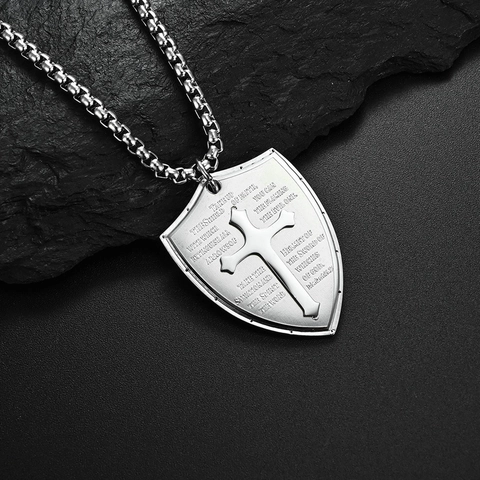 Collar con Colgante de Cruz y Escudo de Acero de Titanio Vintage Joyería de Amuleto Religioso Retro para Hombres Mujeres Diario