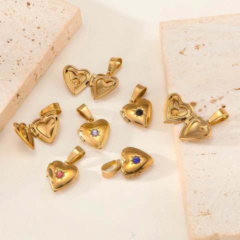 Stainless Steel Heart Locket Pendant Only For Women Gold Silver Plated Zirconia Star Engraved Photo Frame Jewelry Pendant