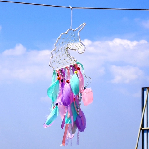 Atrapasueños de Unicornio Con Luces LED Plumas Coloridas Decoración Colgante Tejida a Mano Arte de Pared Bohemio para Regalo Niñas