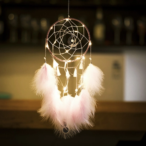 Handgefertigter Bohemian Traumfänger Mit LED Licht Mond Anhänger Feder Wandbehang Haus Deko Hochzeit Party Geschenk Für Schlafzimmer