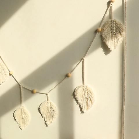 Bohemian Handmade Cotton Woven Maple Leaf Wall Hanging Tassel Boho Home Decor For Living Room Bedroom Art Decoration