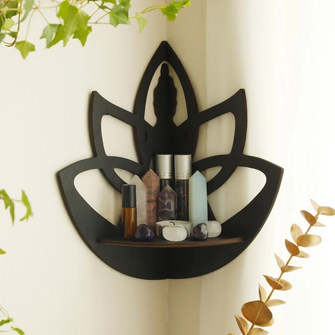 Scaffale Angolare a Muro in Legno Con Silhouette di Buddha di Loto Intagliato Zen Meditazione Mensole Fluttuanti per Cristalli Casa