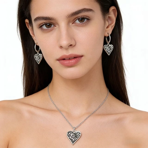 Vintage Hollow Heart Jewelry Antique Alloy Filigree Heart Pendant Necklace And Earrings For Women Fashion Boho Jewelry