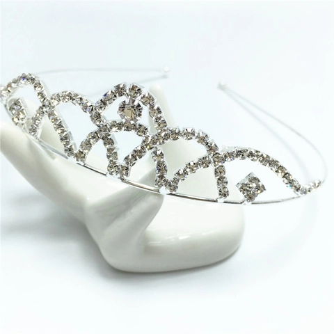 Diadème Couronne en Strass Doux pour Filles Accessoires de Cheveux de Princesse pour Fête Anniversaire Serre-tête en Alliage Or Argent