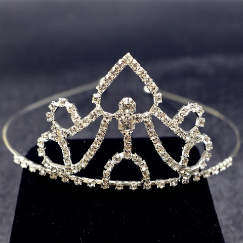 Tiara a Corona in Strass Argento per Ragazze Principessa Festa di Compleanno Matrimonio Cerchietto con Cuore in Cristallo