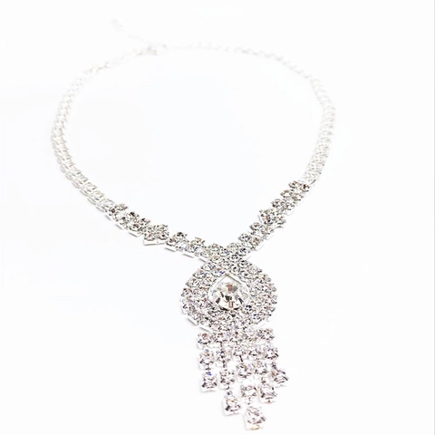 Alloy Rhinestone Tassel Necklace For Women Luxurious Crystal Water Drop Geometric Pendant Choker Party Wedding Fashion Jewelry